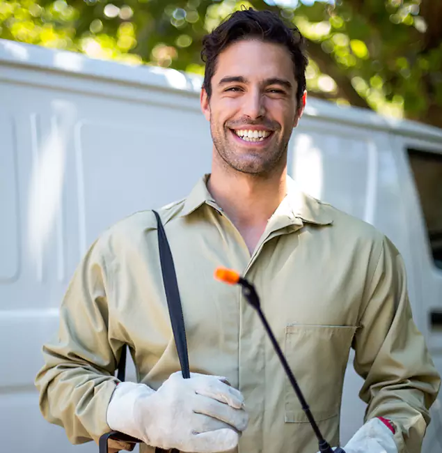 Why Klamath Falls Homeowners Trust Klamath Falls Pest Control Pro for Flea and Tick Treatment?